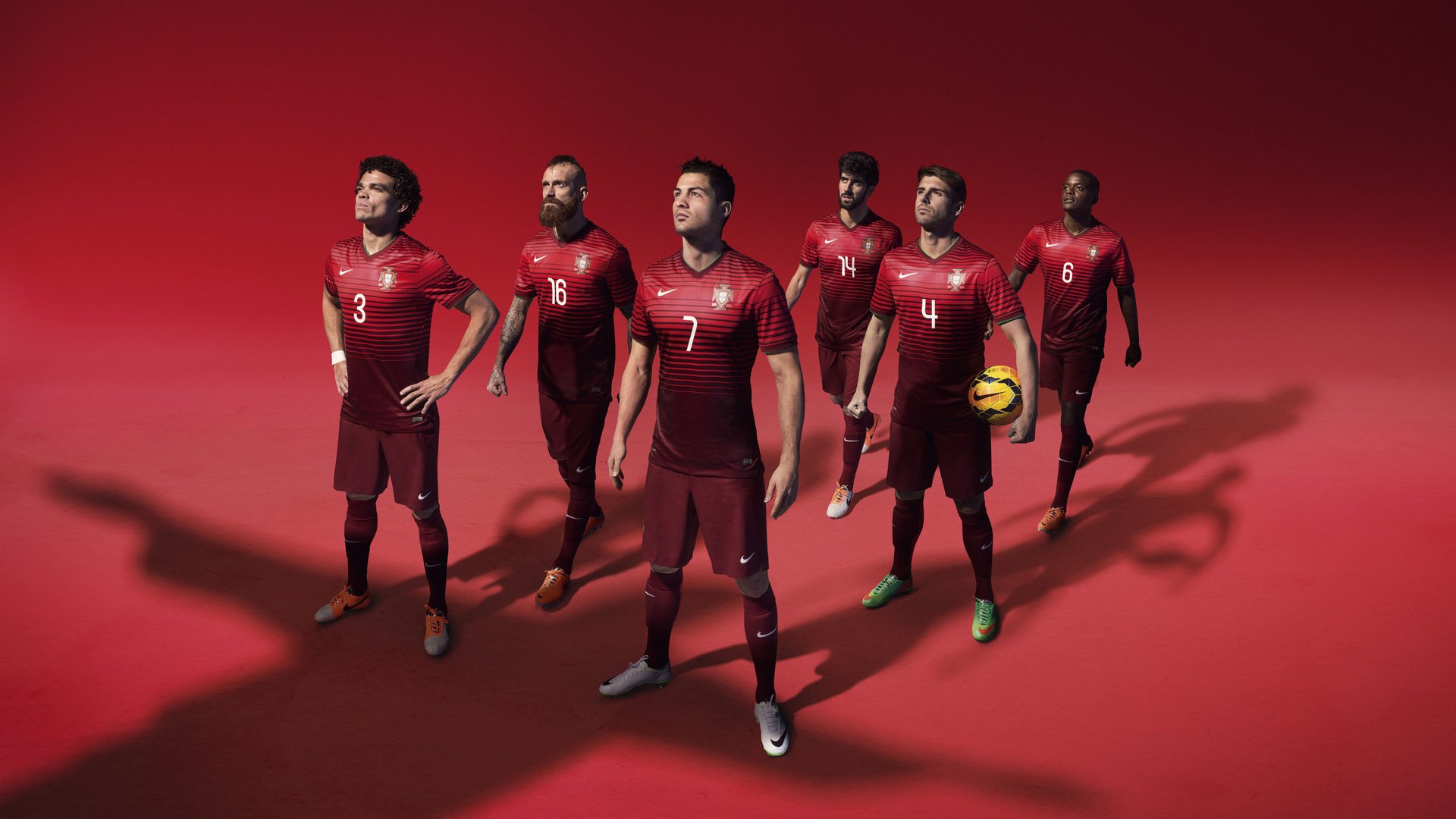 先进裁判技术:VAR和自动判罚的创新突破,var 裁判