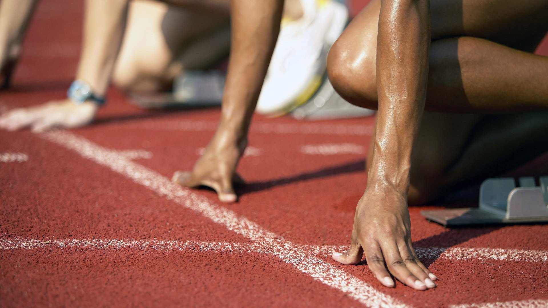 巴尔：凭借冷静的心态和精准的技术，他帮助全黑队在场上占据优势